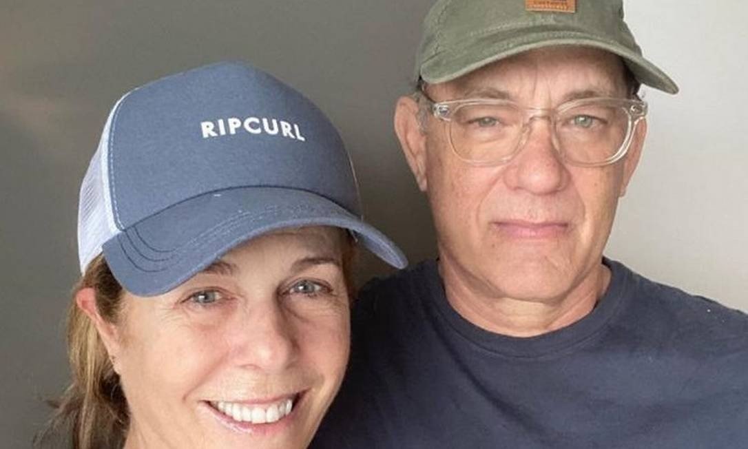 Casal de atores Tom Hanks e Rita Wilson doam sangue para estudo do coronavírus