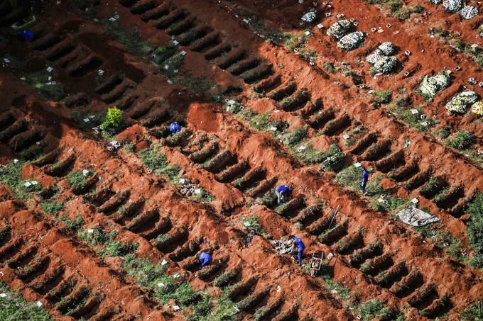 Brasil chega a 30.079 mortes e passa dos 530 mil casos confirmados de coronavírus