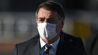 Bolsonaro faz mais um teste para Covid-19 e confirma que resultado deu positivo de novo