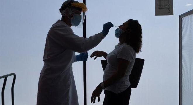 Pandemia da Covid-19 já infectou mais 21 milhões de pessoas por todo o mundo