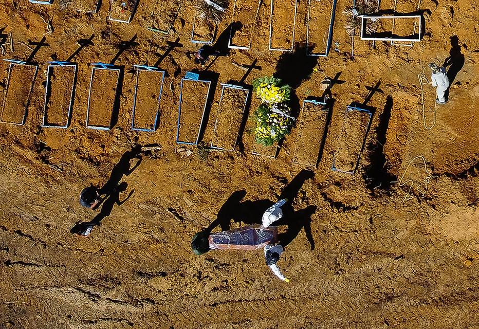 Números da pandemia em alta no País: 1.090 mortes em 24h, com total de 133 mil óbitos