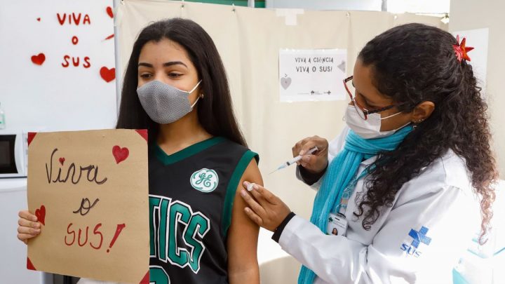 Ministério da Saúde revela que mais de 1 milhão de adolescentes foram vacinados