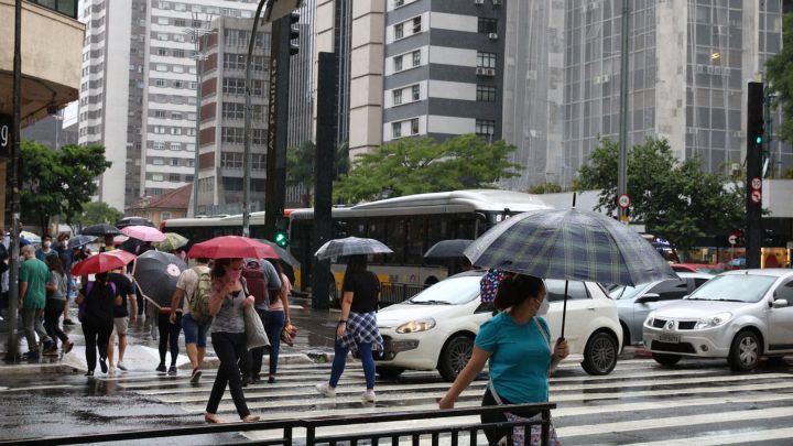 Fiocruz revela que casos de síndrome respiratória grave tendem a crescer em 23 estados brasileiros