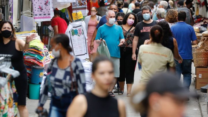 Pandemia não cessa e Brasil registra 314 mortes e 54,22 mil novos casos em 24 horas