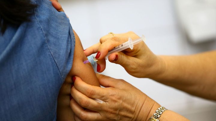 Vacina HPV quadrivalente é ampliada para homens de até 45 anos com imunossupressão